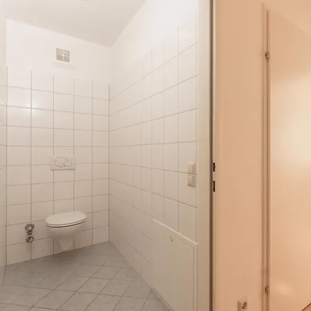 Maria Stewart Apartment *